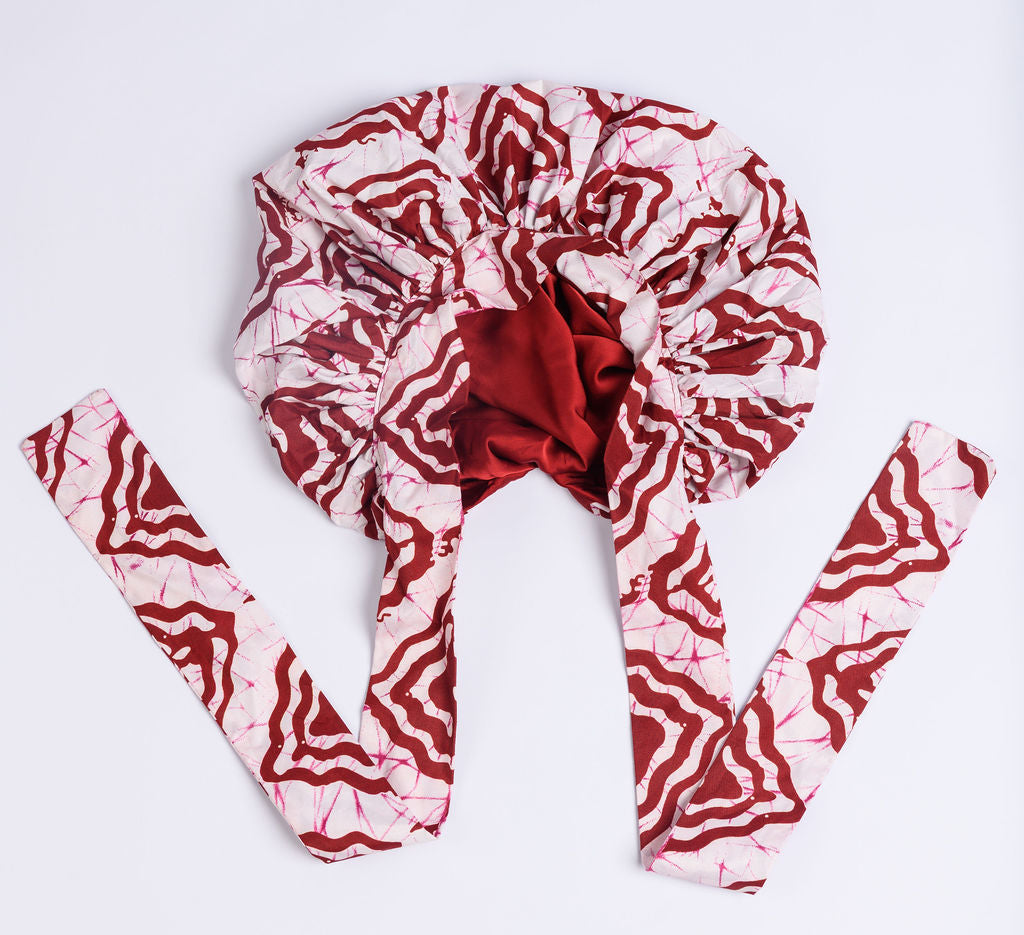 Breathable cotton outer bonnet with silk lining